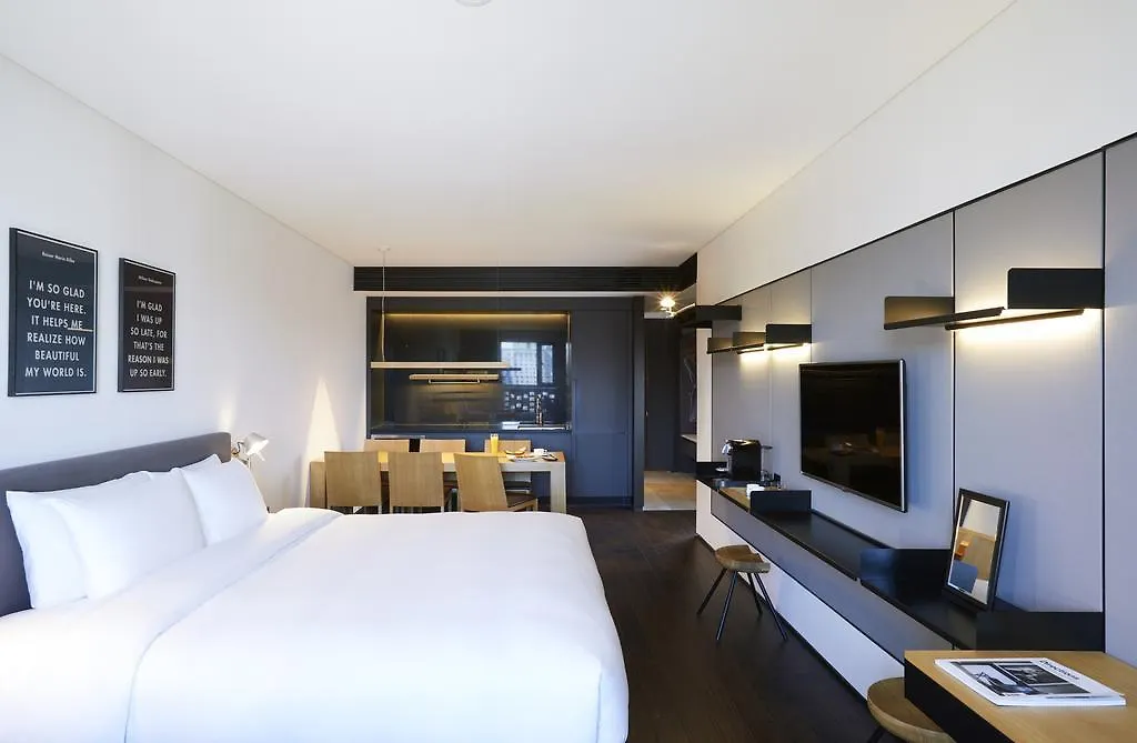 Отель Glad Yeouido Сеул