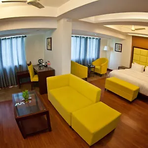 https://paramounttower.kerala-hotels.net
